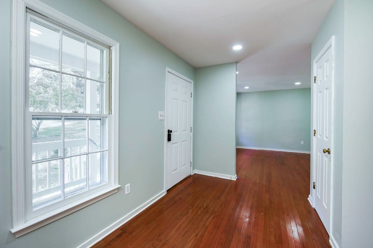 7114 Deer Thicket Dr - Photo 5 of 33