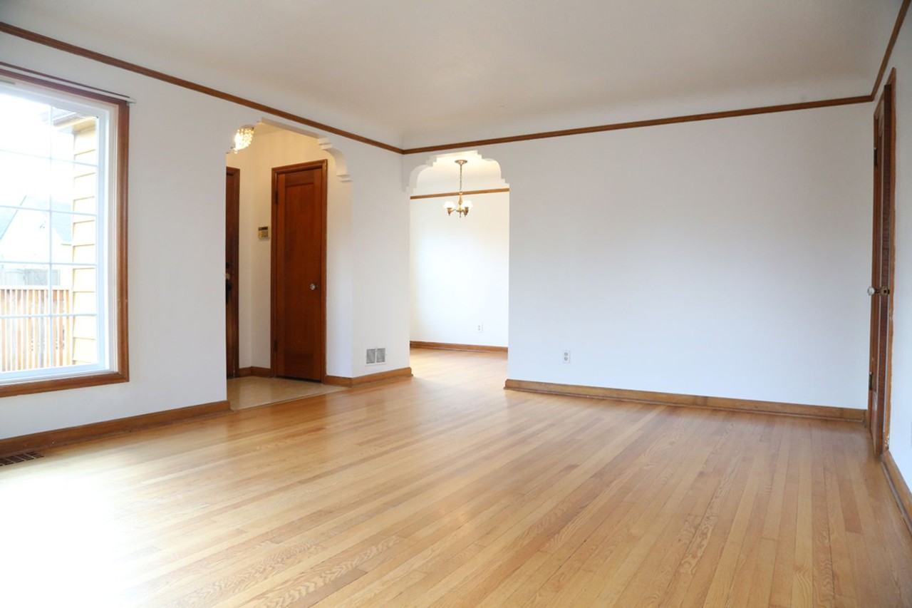 1775 Ne Saratoga St - Photo 4 of 17