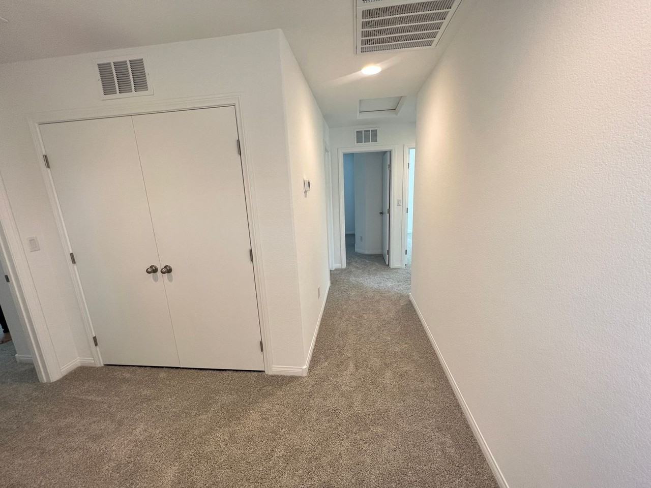 5340 Loxley Ct - Photo 7 of 23