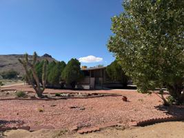 featured image of 4921 Steinke Dr