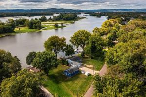 featured image of 2778 Hanifl Rd