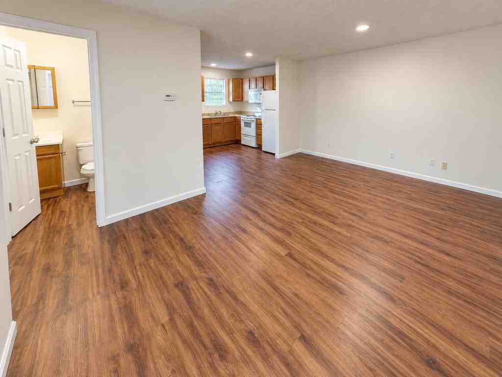 1204 N Garfield St - Photo 7 of 20