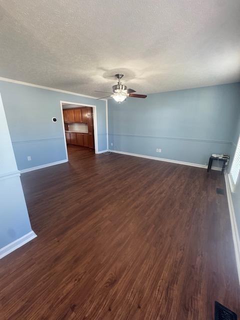 218 Riley Way - Photo 3 of 27