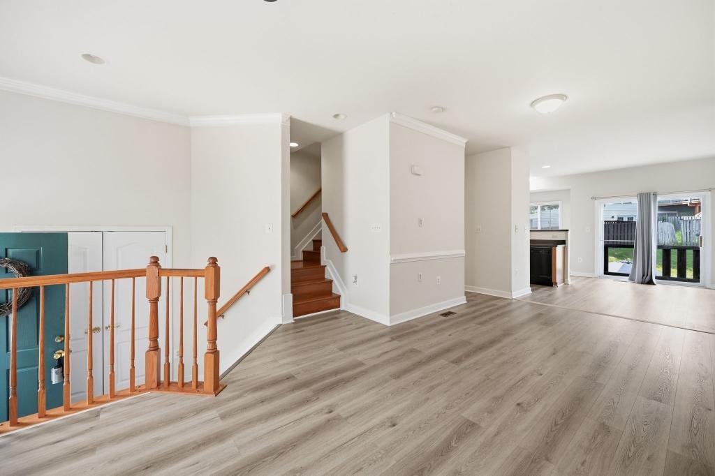 15364 Bronco Way - Photo 4 of 37