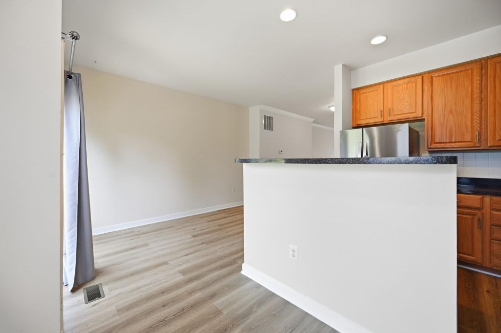 15364 Bronco Way - Photo 7 of 37