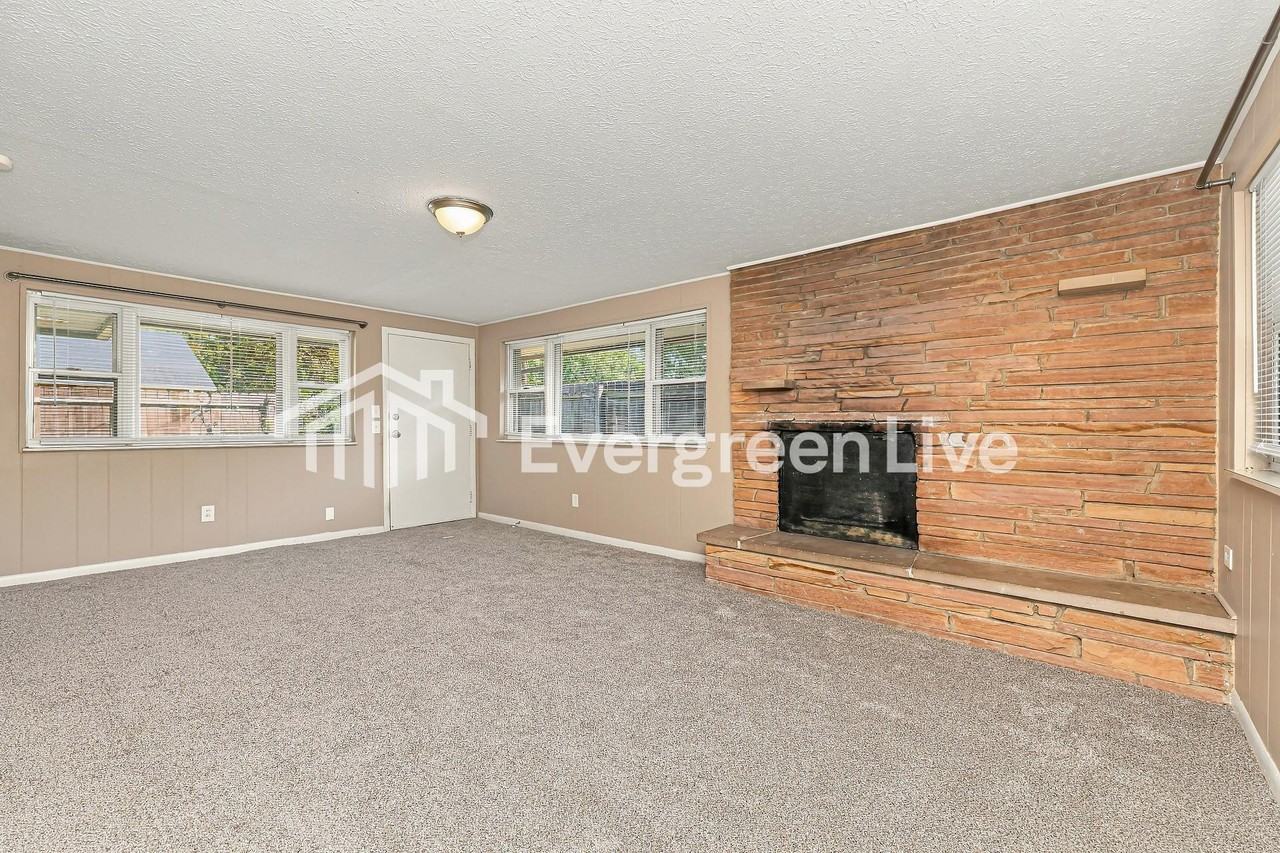 3818 Keswick Ln - Photo 7 of 15