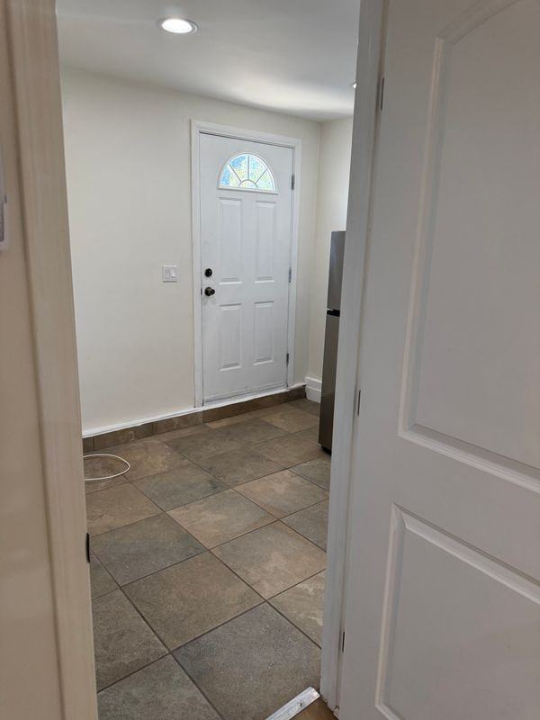 7748 Irvine Ave - Photo 5 of 19
