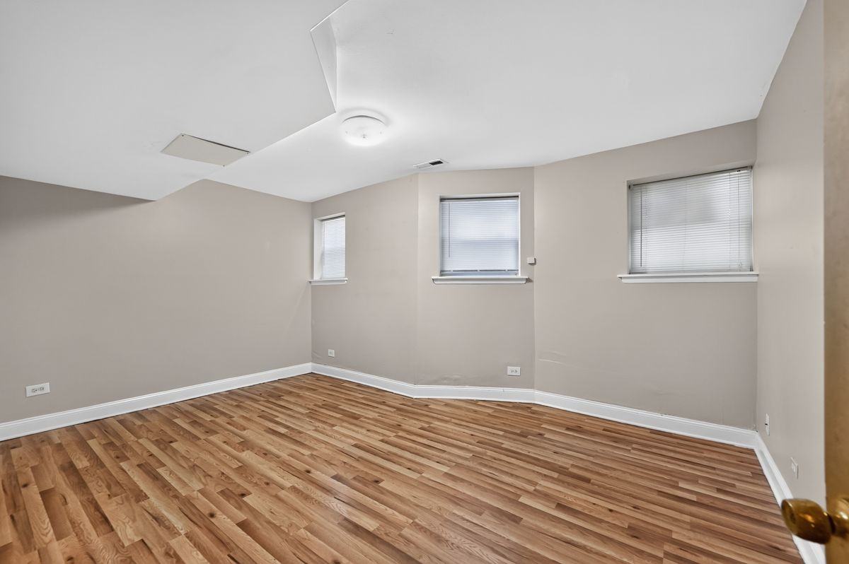 1516 W Farwell Ave ##G - Photo 3 of 11