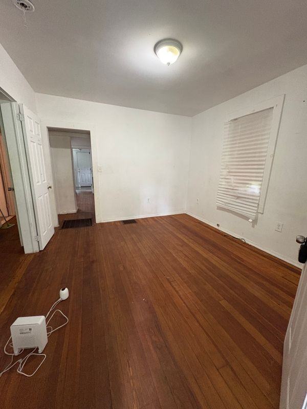 99 Walnut St - Photo 3 of 10