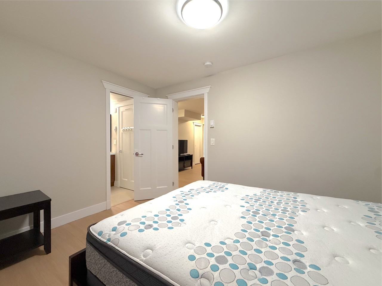 16185 28 Ave - Photo 5 of 14
