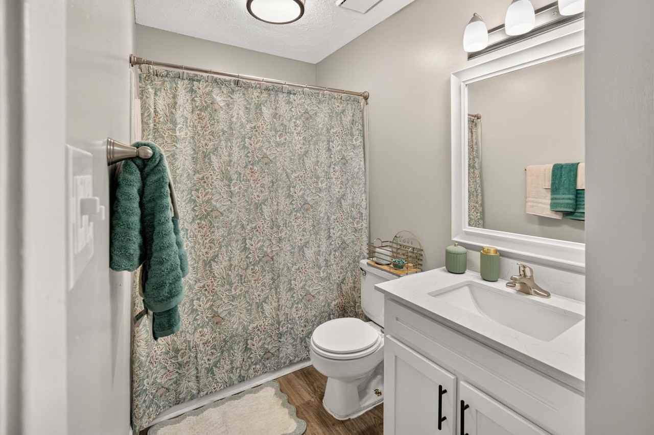 Springhouse Apartments - Photo 6 of 33