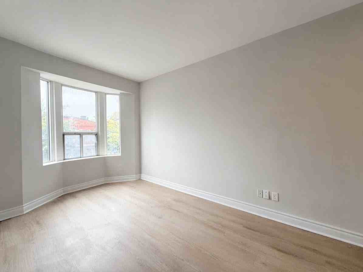 1225 Bloor St W #8 - Photo 3 of 14