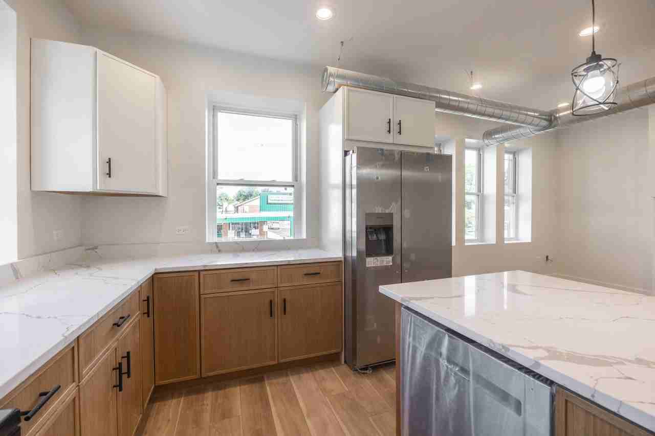 8001 Edgewater Rd #201 - Photo 4 of 20