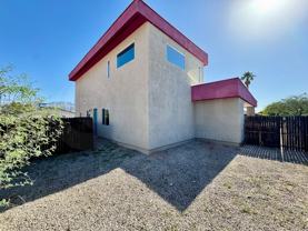 2449 N Goyette Ave - Photo 1 of 1