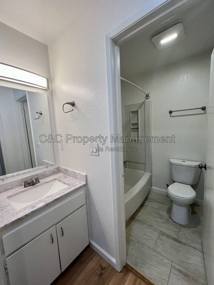 3270 Del Monte Blvd #79 - Photo 5 of 8