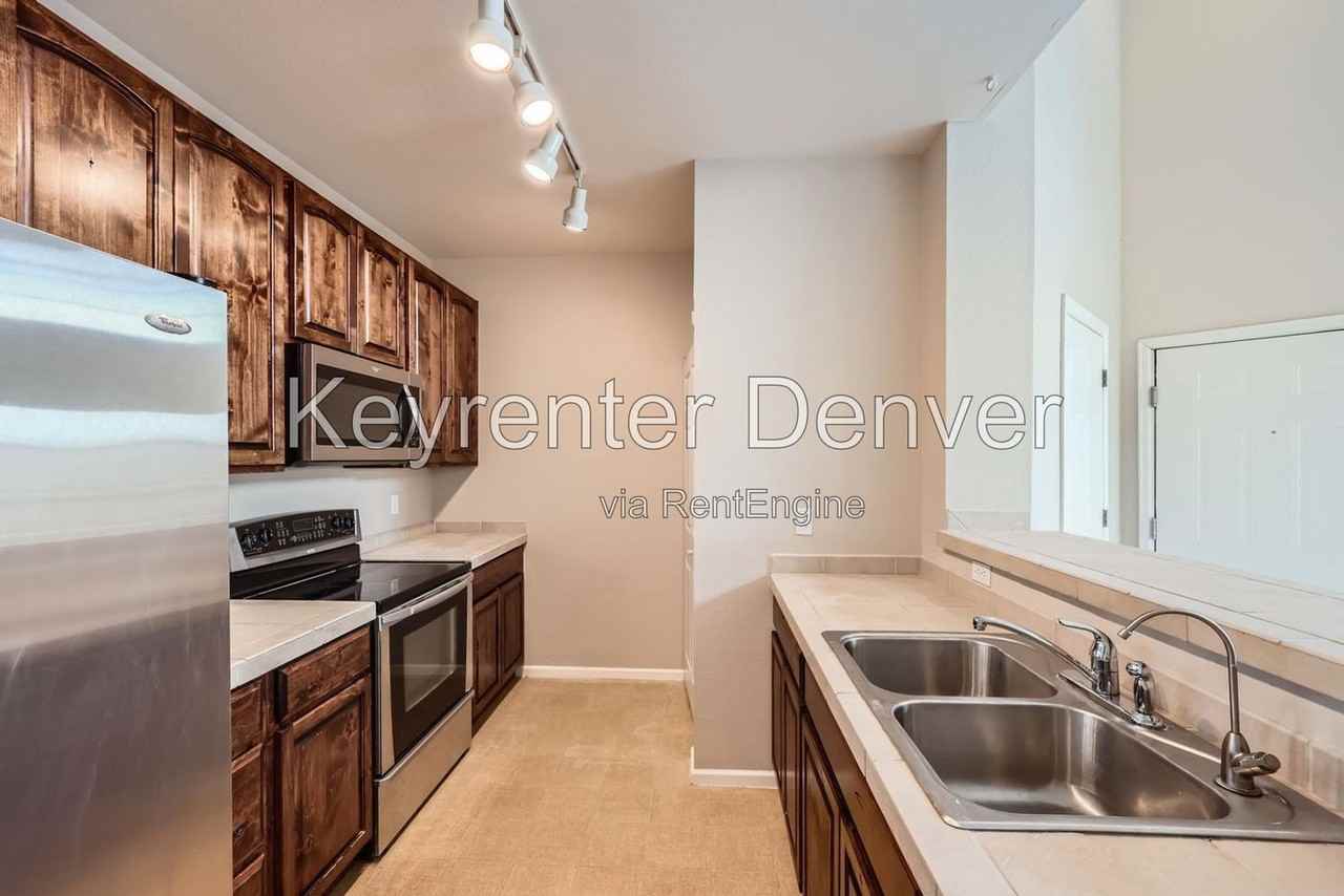 9481 E Mansfield Ave #305 - Photo 4 of 12