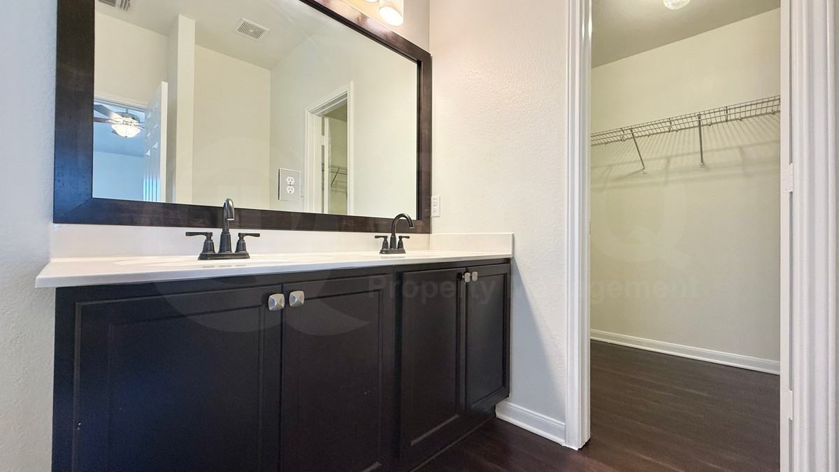 234 Capistrano Dr - Photo 6 of 20
