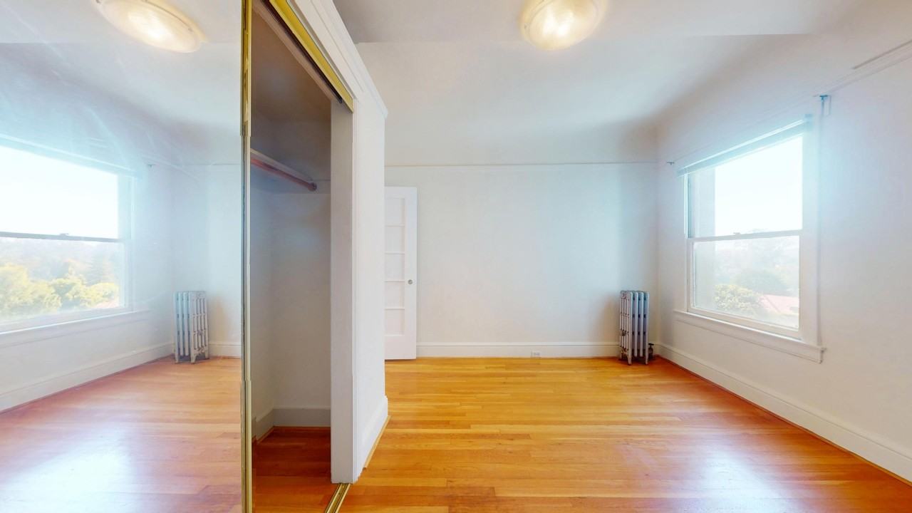 500 Stanyan Street - Photo 3 of 26