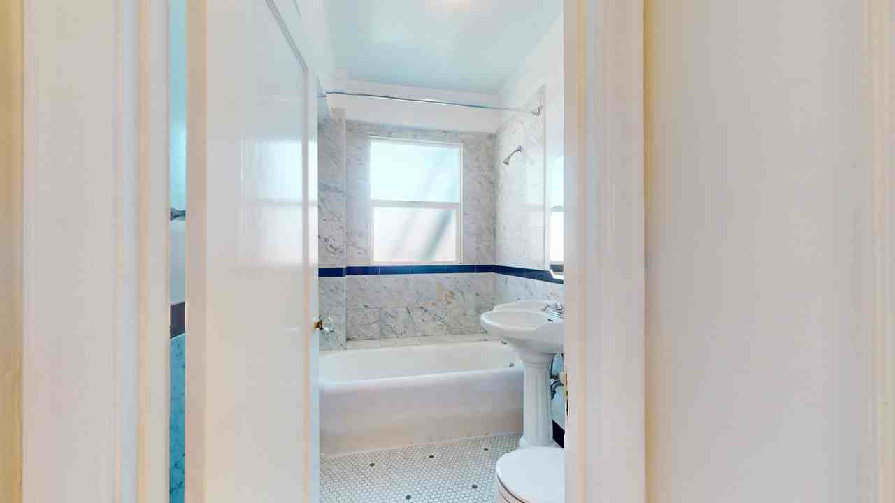 500 Stanyan Street - Photo 5 of 26