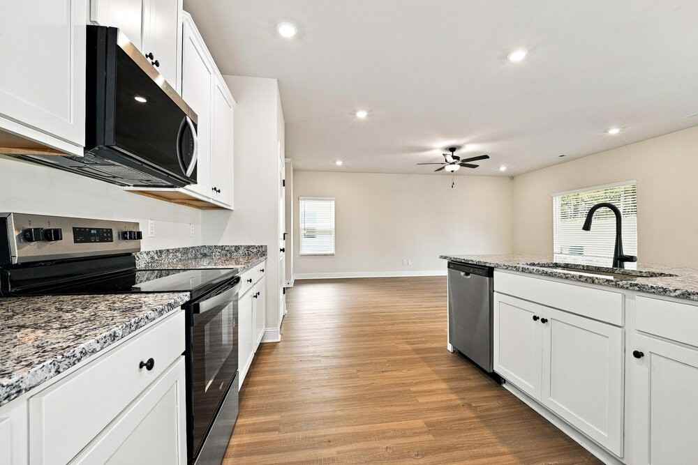 6606 Fairford Dr - Photo 6 of 17