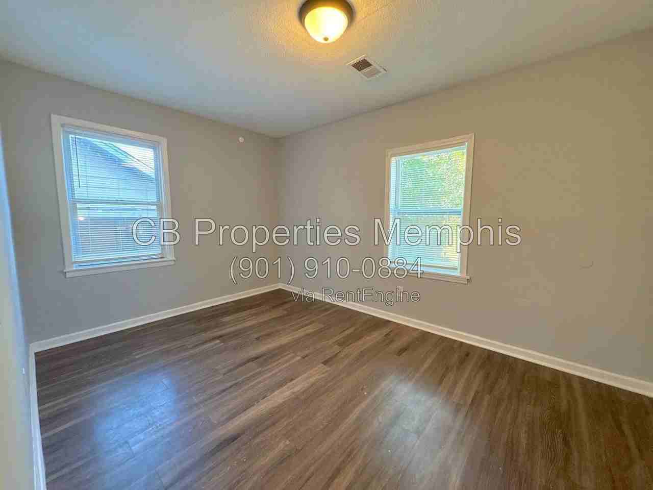 3177 Millwood Rd - Photo 3 of 14