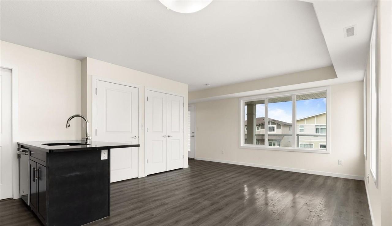 3367 Green Poppy St - Photo 7 of 17