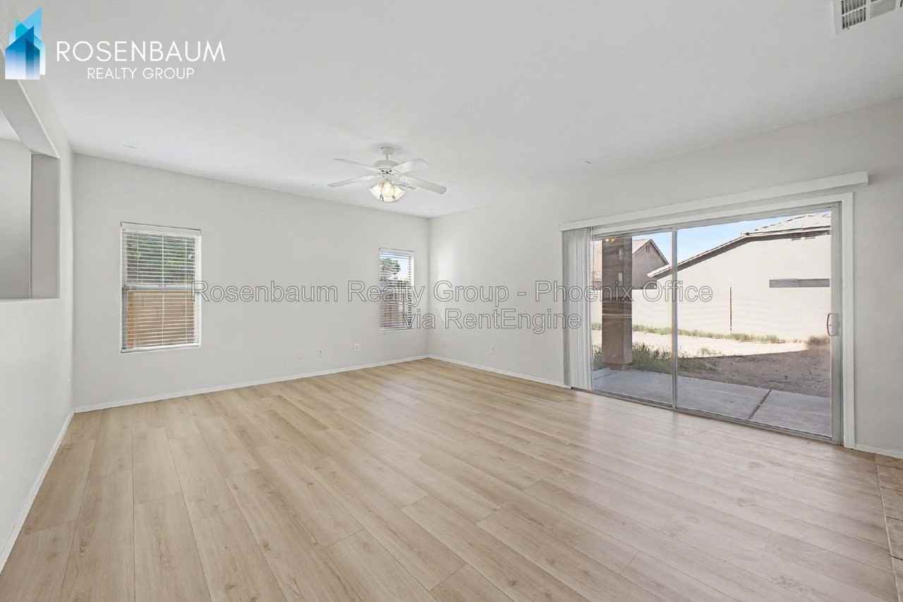 1739 N St Francis Pl - Photo 6 of 37