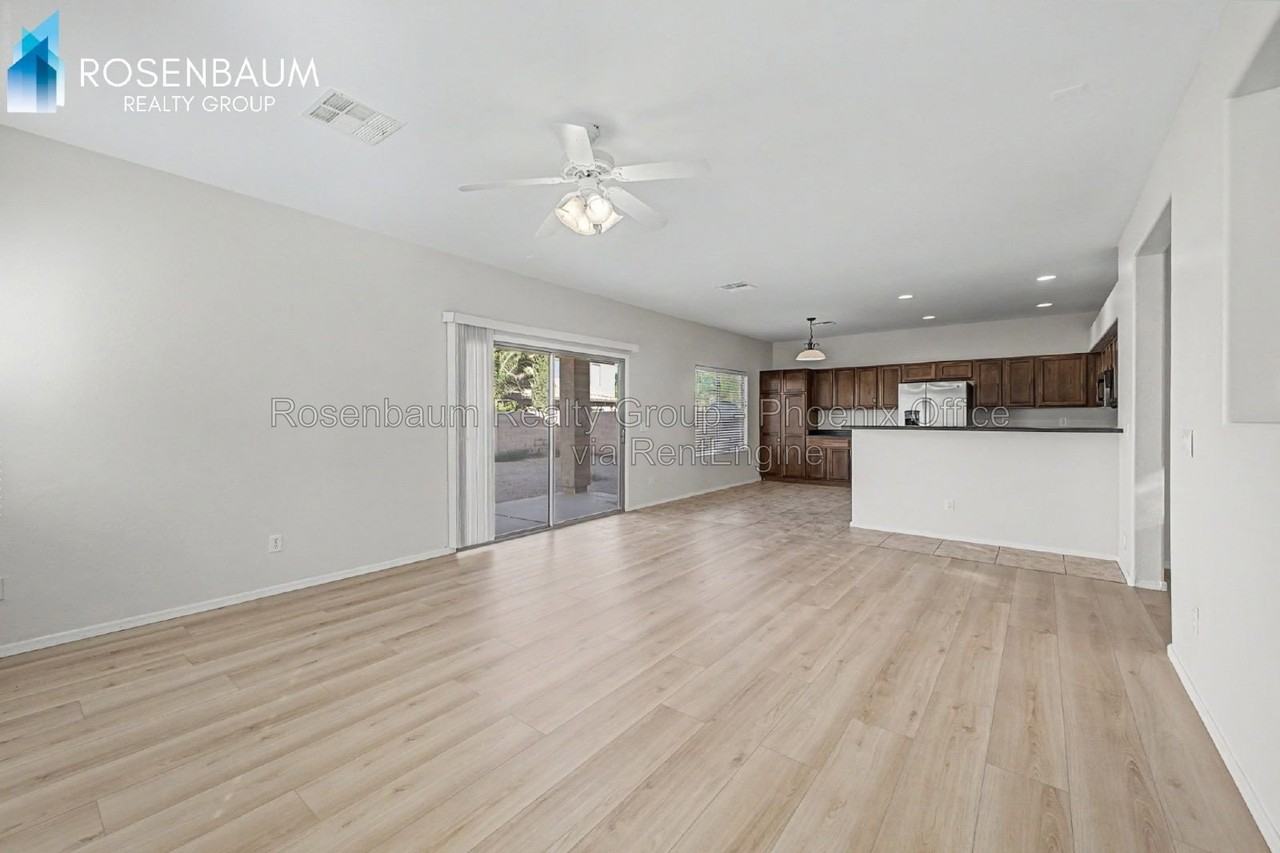 1739 N St Francis Pl - Photo 7 of 37