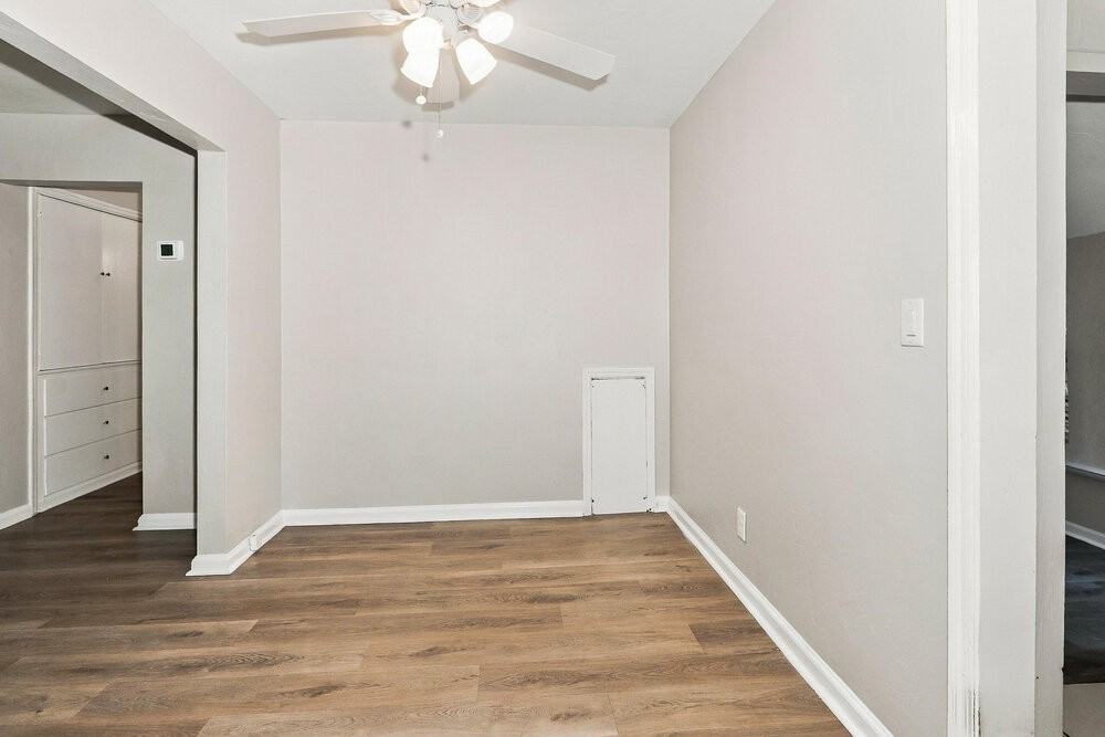 195 E 28th St - Photo 6 of 16