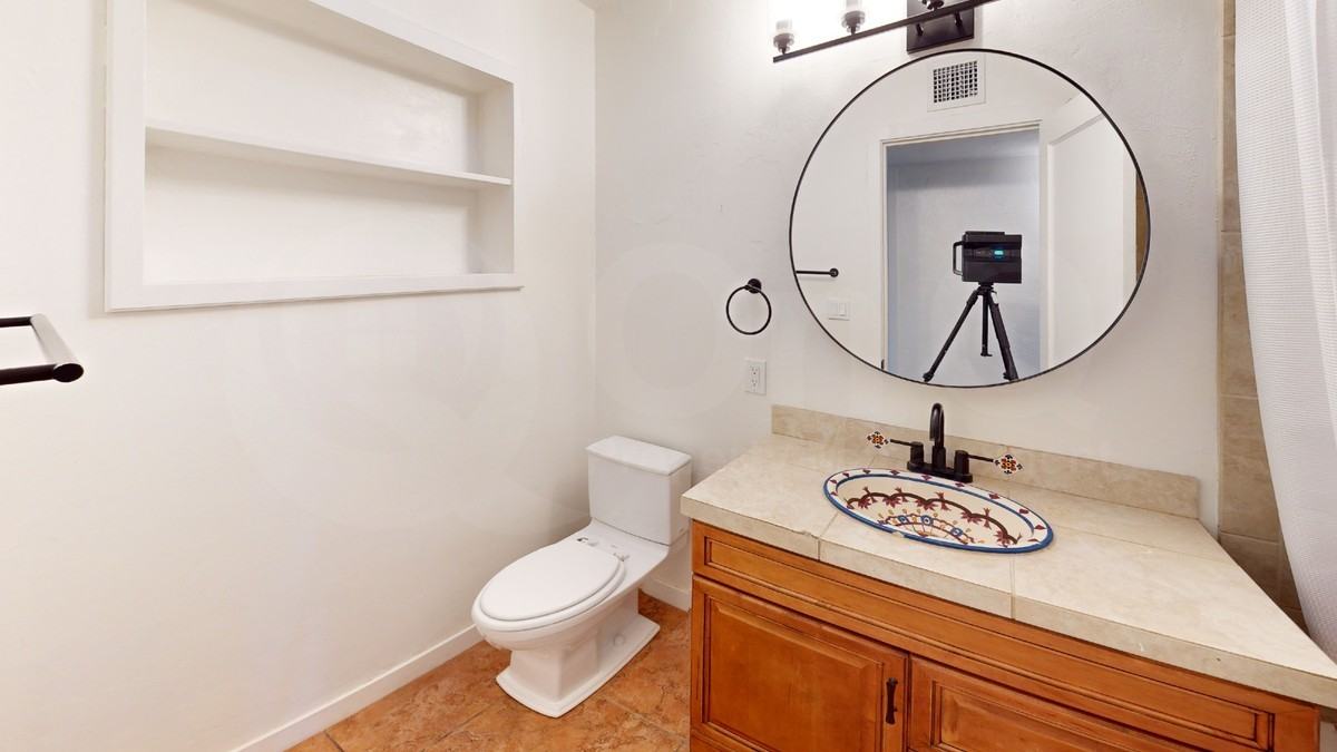 2528 N Stewart Ave - Photo 5 of 22