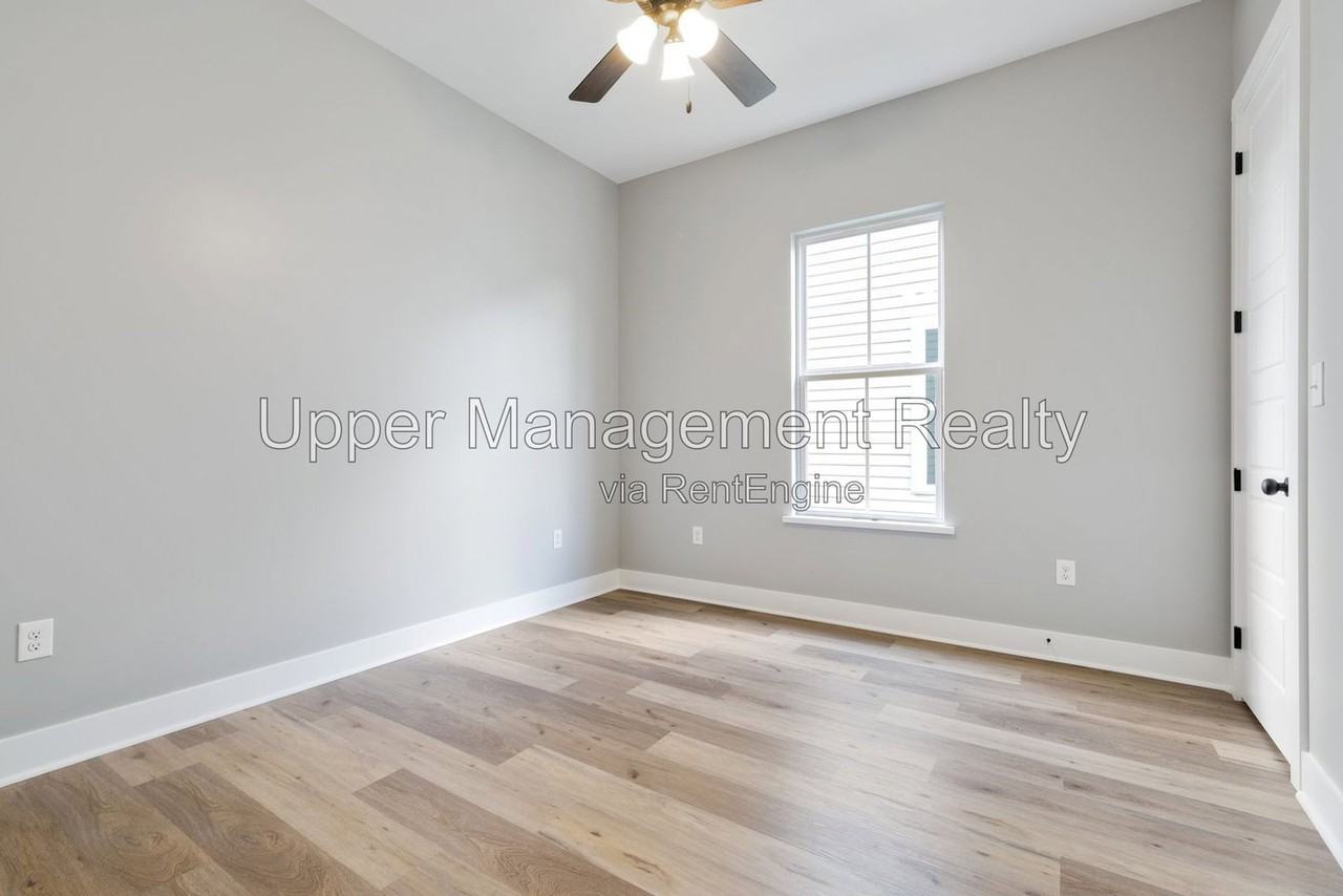 3509 Encampment St - Photo 4 of 8