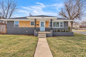 featured image of 10409 Ridgeview Dr