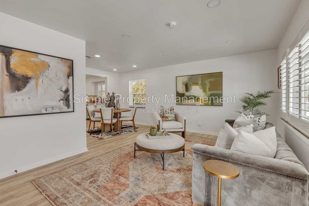 10409 Ridgeview Dr - Photo 3 of 21