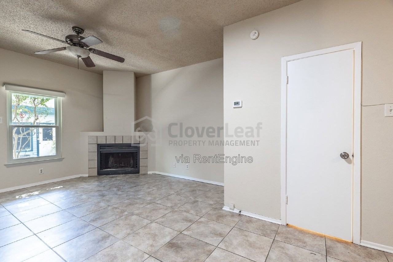 1933 Crossgate Park - Photo 7 of 22