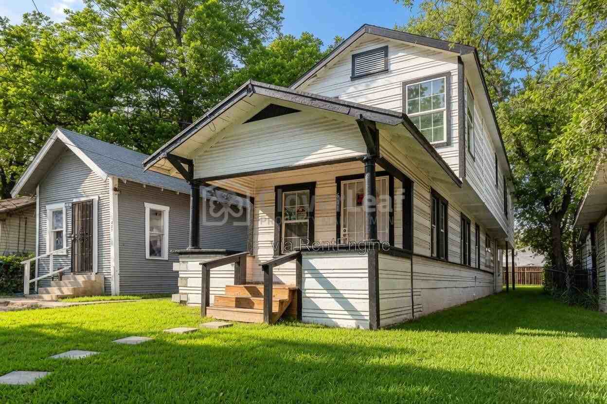 631 Potomac - Photo 3 of 31