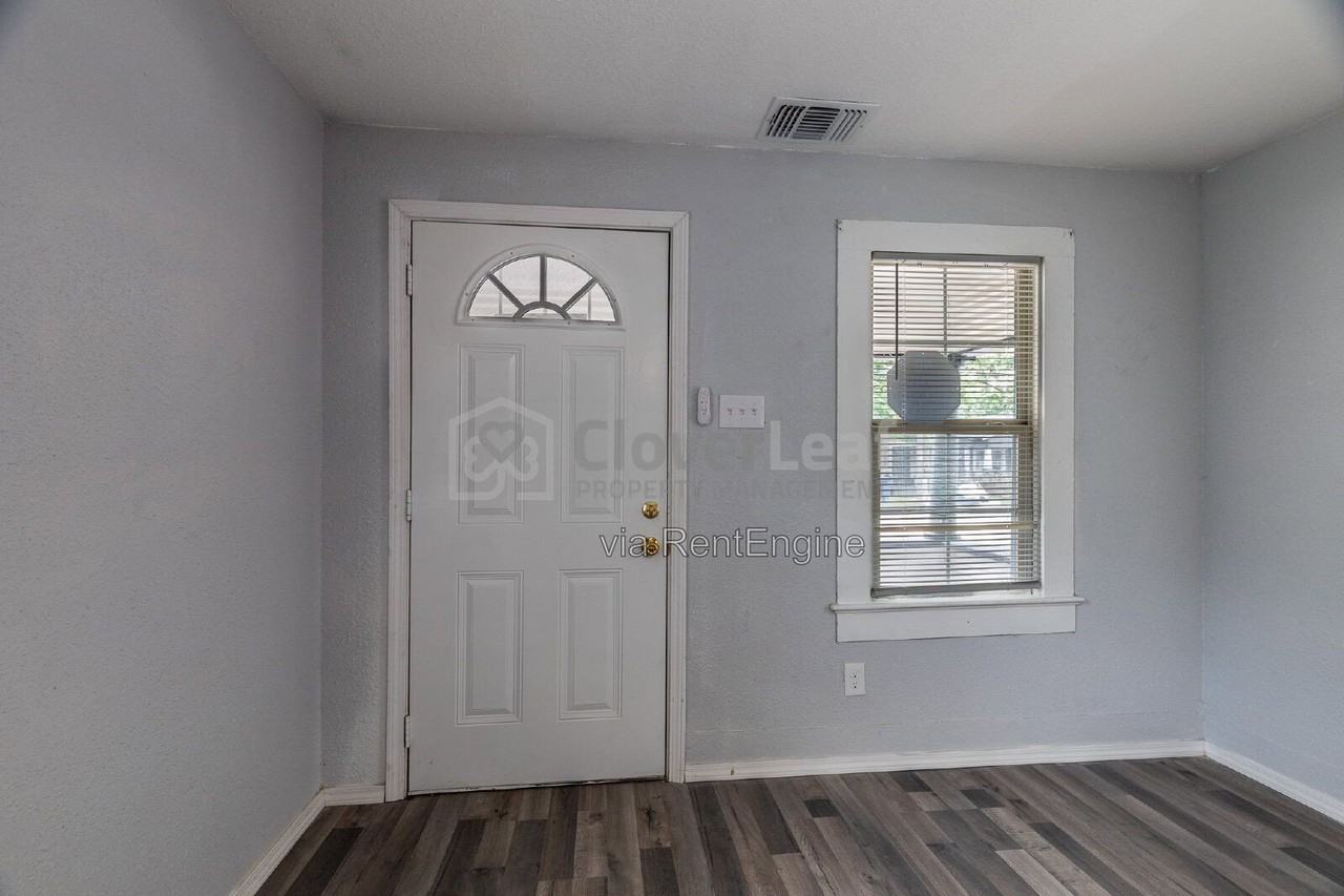631 Potomac - Photo 5 of 31