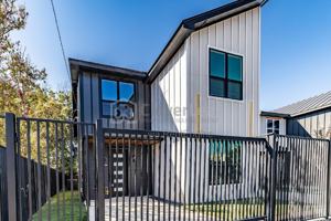 featured image of 414 Montana St #101