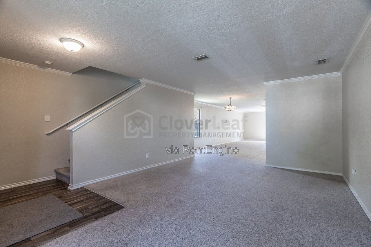 3550 Sage Mdw - Photo 7 of 38