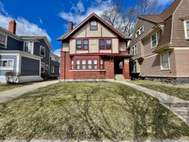 231 Lyon St Ne #3 - Photo 1 of 1