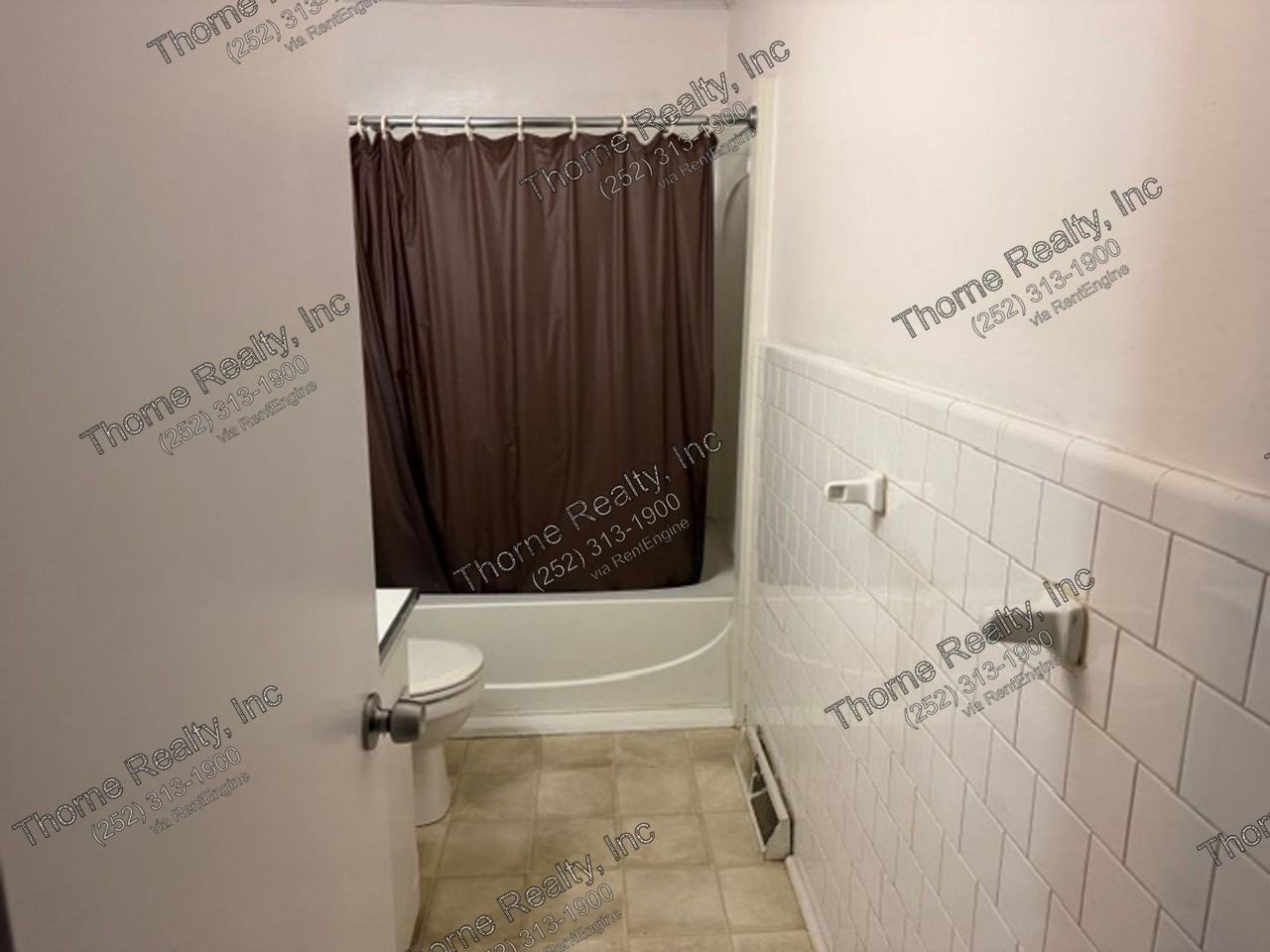 1737 Beverly Rd - Photo 4 of 7