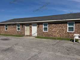featured image of 117 Photinia Ct #D