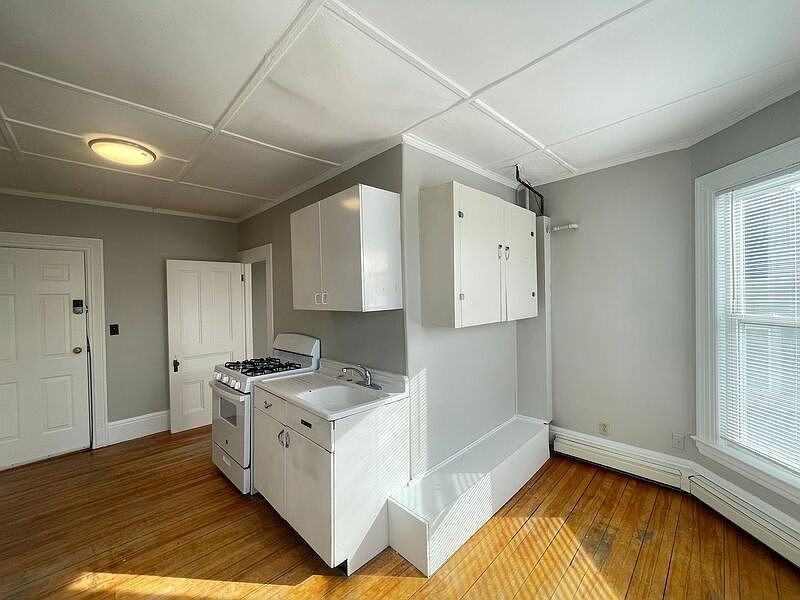 12 Court St #5