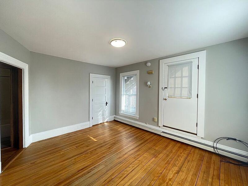12 Court St #5 - Photo 5 of 9