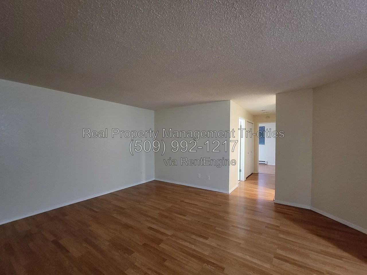 1108 S Olympia Pl #B - Photo 3 of 10