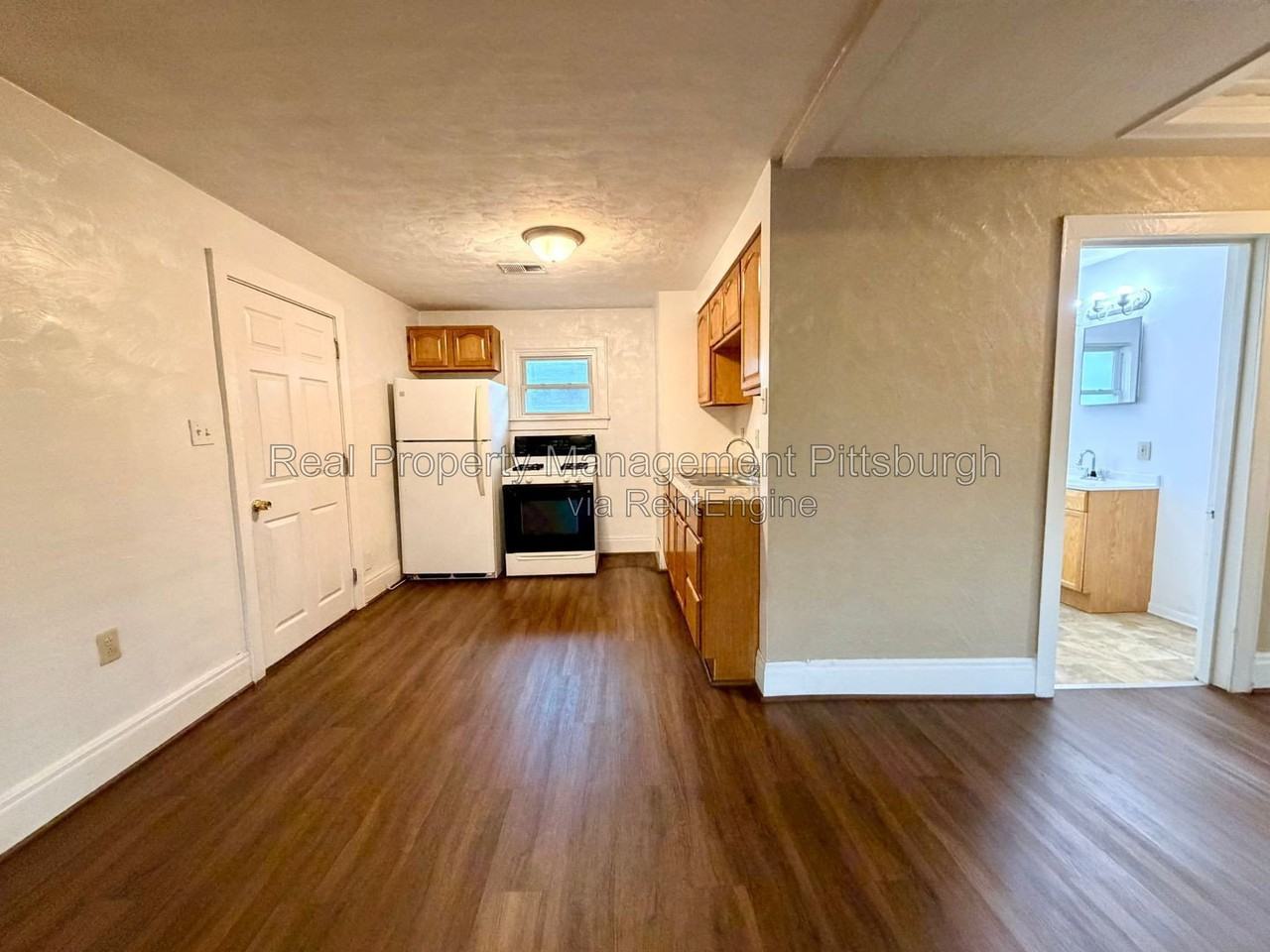 1231 Lincoln Way #2ndFL - Photo 2 of 12