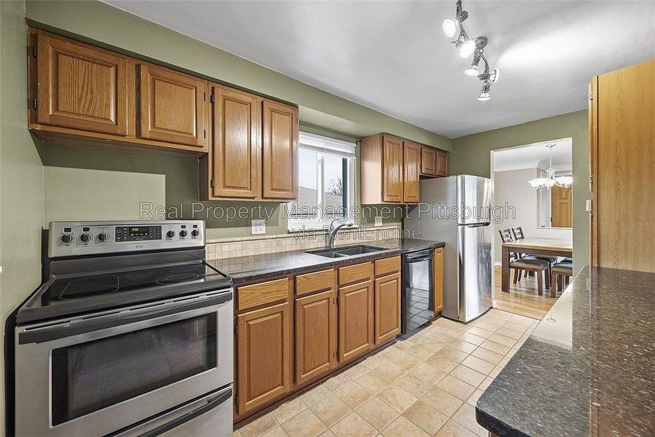 235 Mcmonagle Ave - Photo 2 of 22