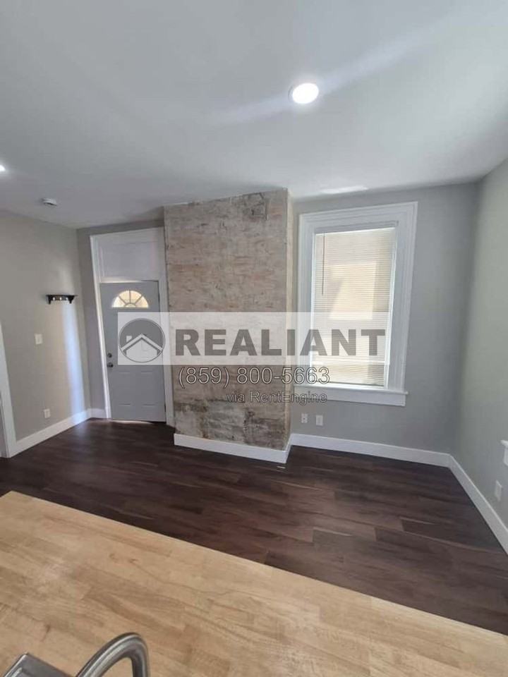 322 Trevor St #1 - Photo 6 of 12