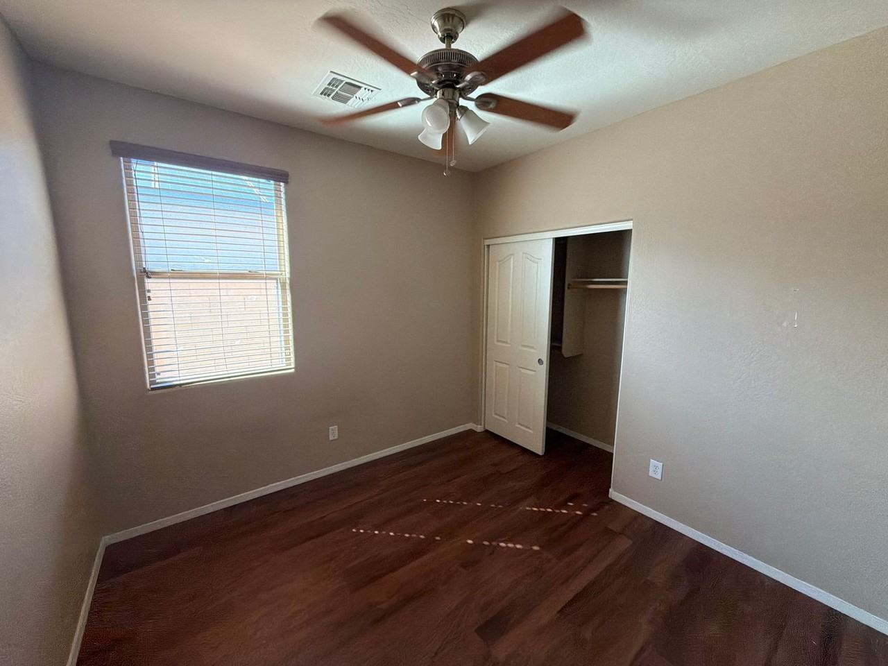 17958 W Carol Ave - Photo 7 of 15