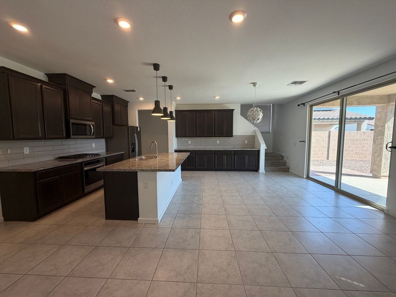 14225 W Surrey Dr - Photo 2 of 21