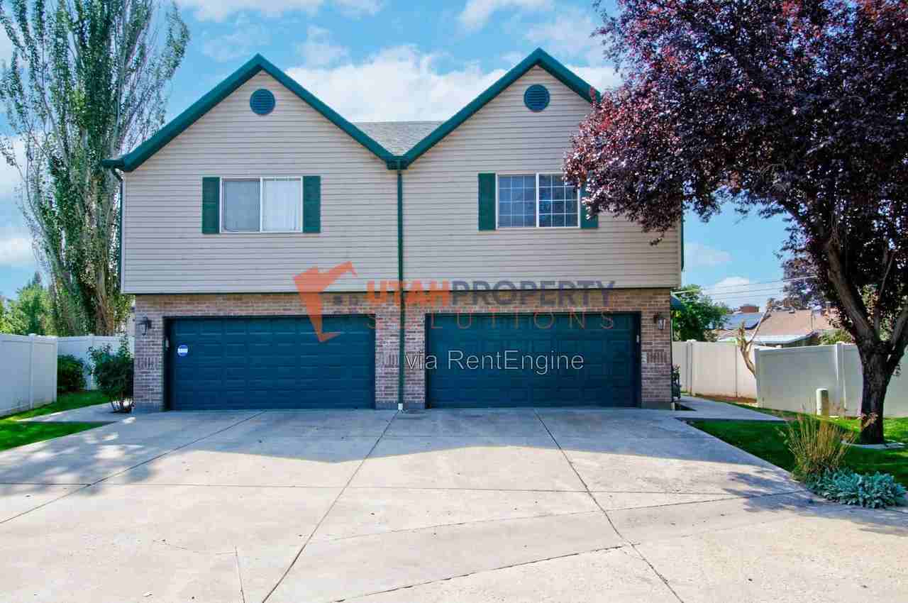 7038 S 300 E - Photo 2 of 21